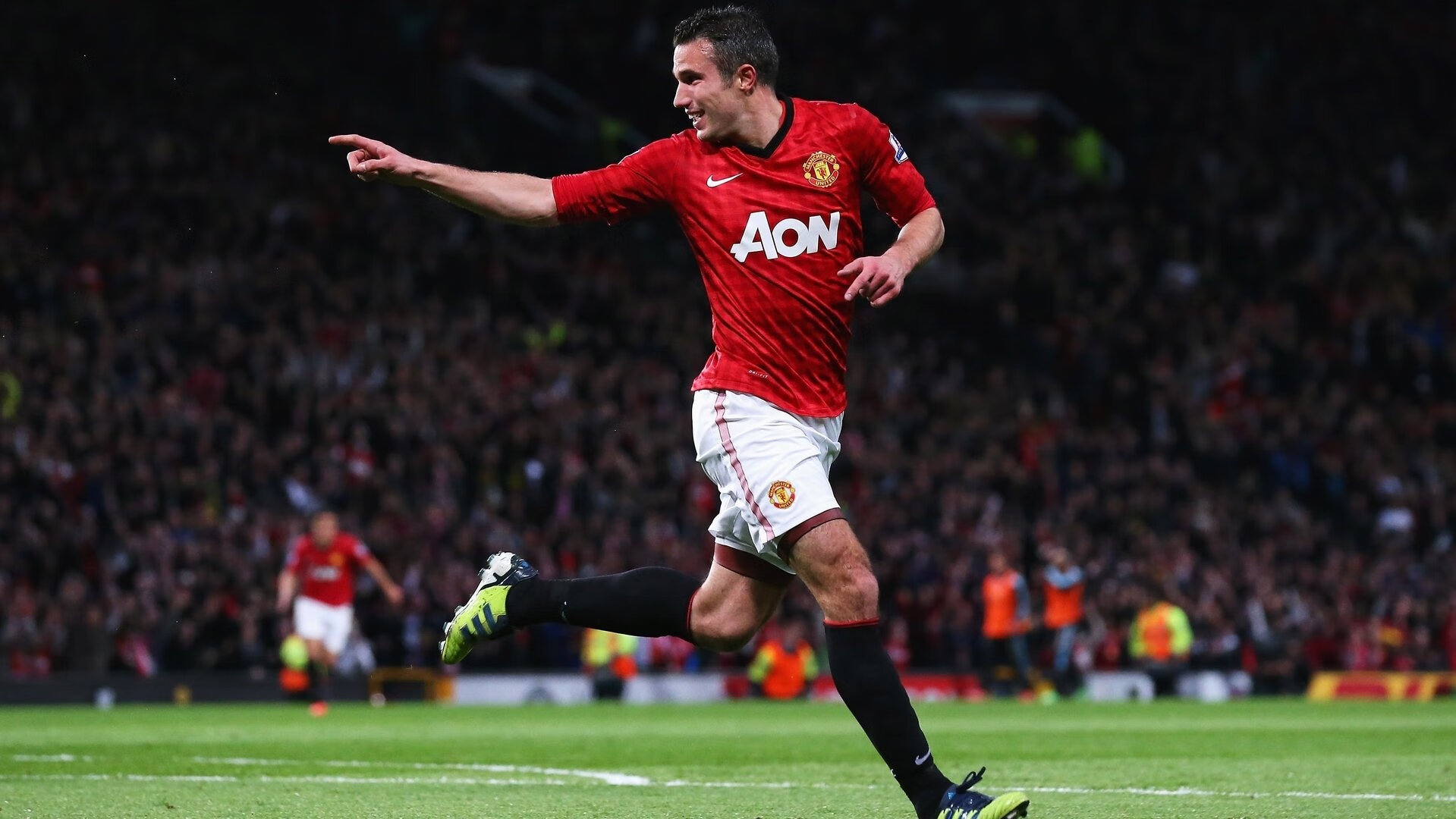 中超球队中场组织能力提升明显，中超16支球队主场球场